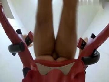 *影片外流叫小姐穿上情趣内衣在炮椅上干的啊