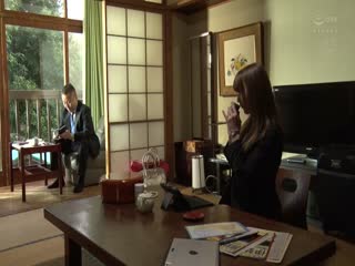 MEYD-608 女教师NTR 英语ティーチャーの妻が教头先生と修学旅行の下见へ行ったきり… ジューンラブジョイ